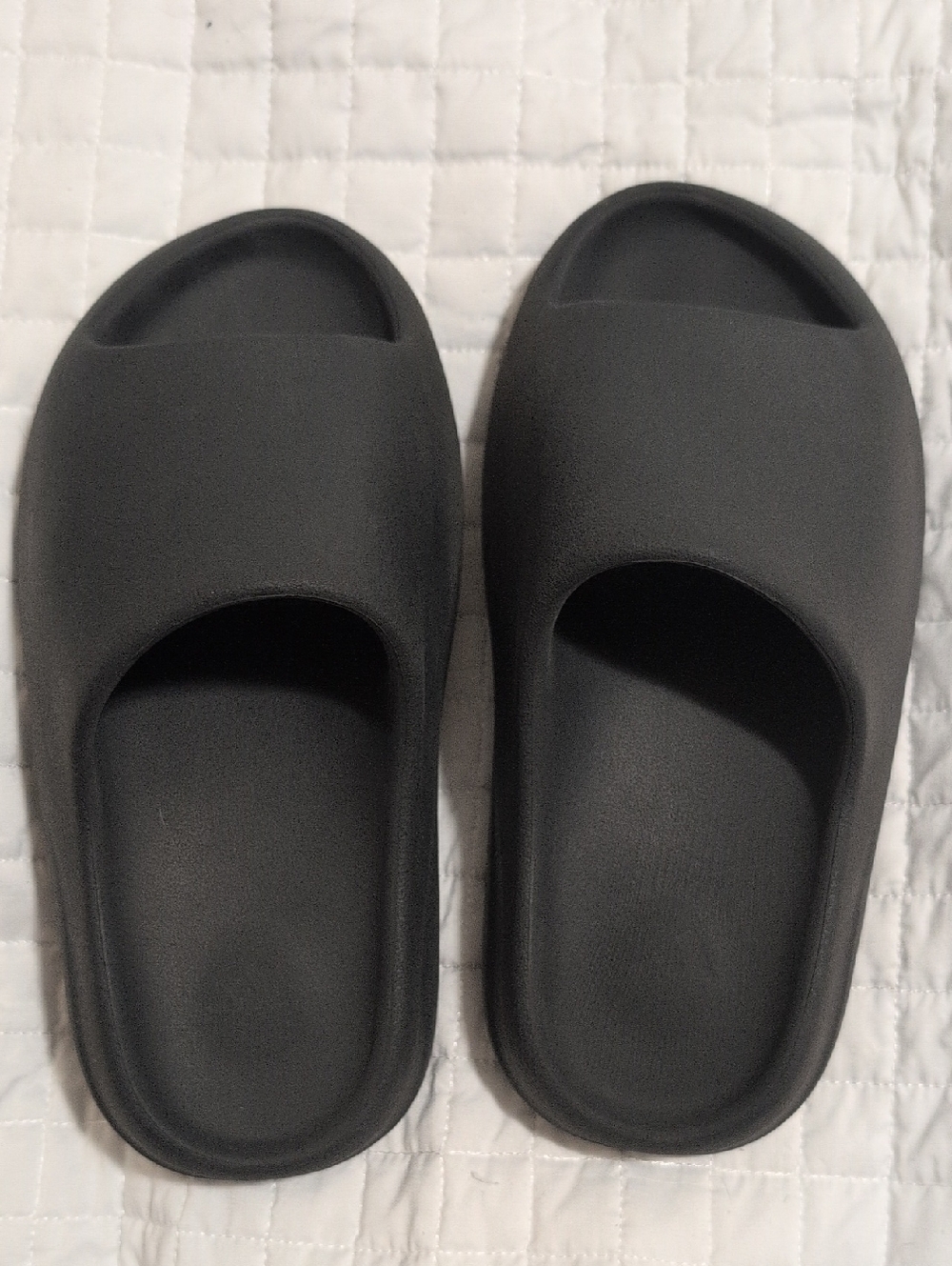 adidas Onyx Yeezy Slides